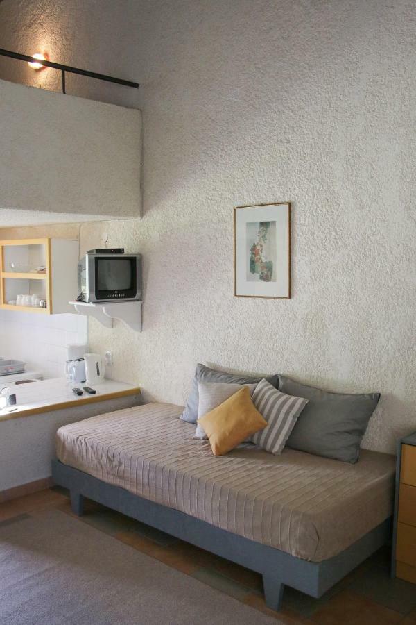 Lefkes Apartments Acharavi  Exteriör bild